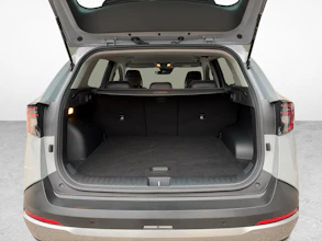https://vehicle.imgix.net/4507114/d5217b22-2720-4316-9547-8ddaaa758743.jpg