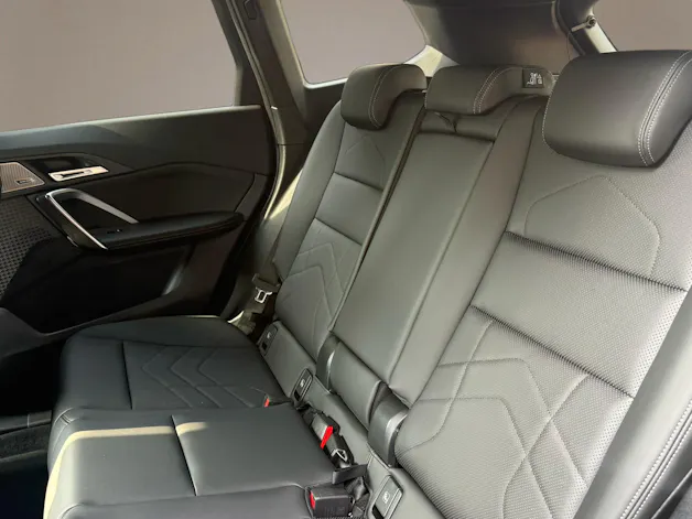BMW X1 U11 30e xDrive paddles