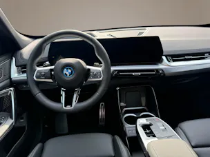 BMW X1 U11 30e xDrive paddles
