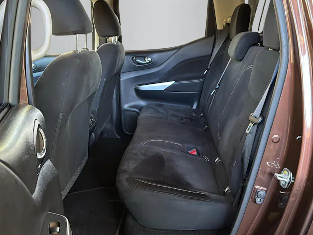NISSAN Navara 2.3 dCi Double Cab N-Connecta S/S