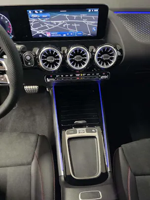 MERCEDES-BENZ GLA 220 4Matic AMG Line