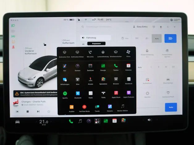 Tesla Model Y Long Range Dual AWD