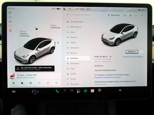 Tesla Model Y Long Range Dual AWD