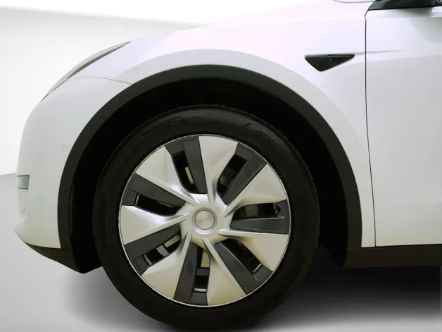 Tesla Model Y Long Range Dual AWD