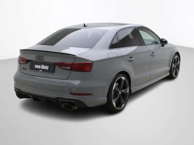 AUDI RS3 Limousine 2.5 T FSI quattro S-Tronic