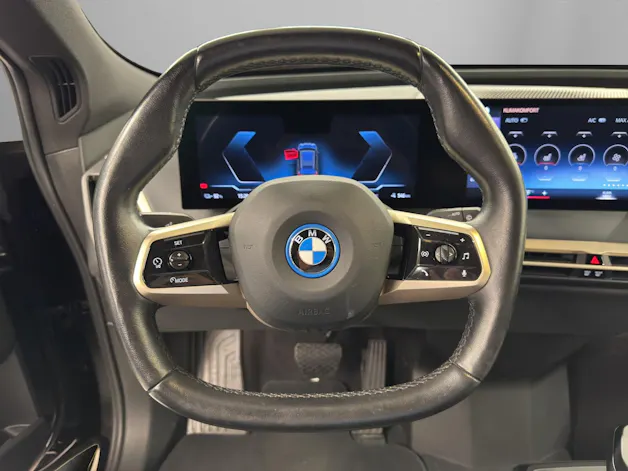 BMW iX xDrive50