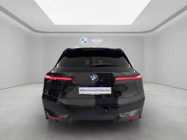 BMW iX xDrive50