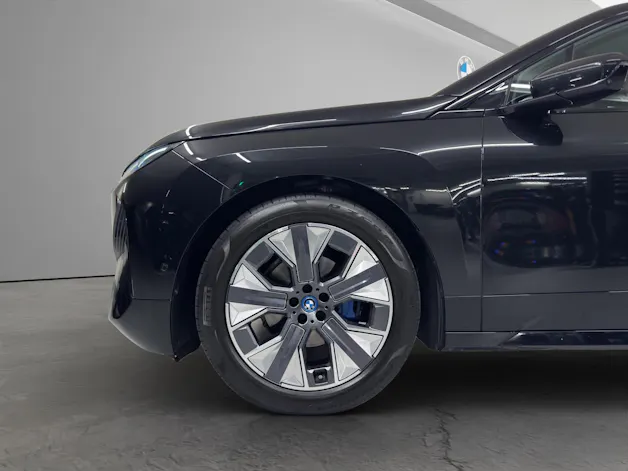 BMW iX xDrive50