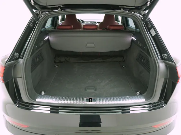 AUDI e-tron S quattro