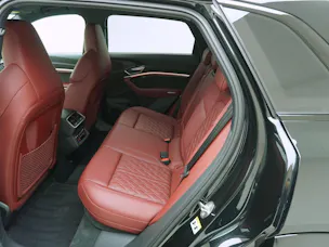 AUDI e-tron S quattro