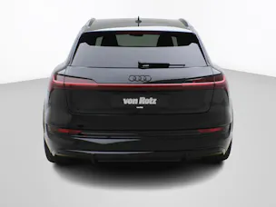 AUDI e-tron S quattro
