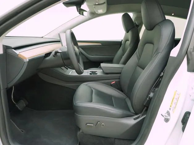 Tesla Model Y Long Range Dual AWD