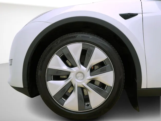 Tesla Model Y Long Range Dual AWD