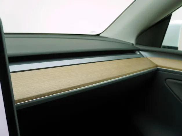 Tesla Model Y Long Range Dual AWD