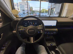HYUNDAI Kona 1.6 GDi Hybrid Amplia