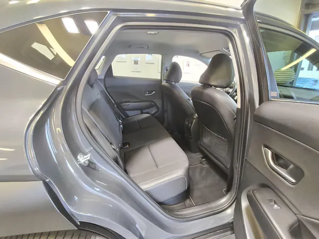 HYUNDAI Kona 1.6 GDi Hybrid Amplia