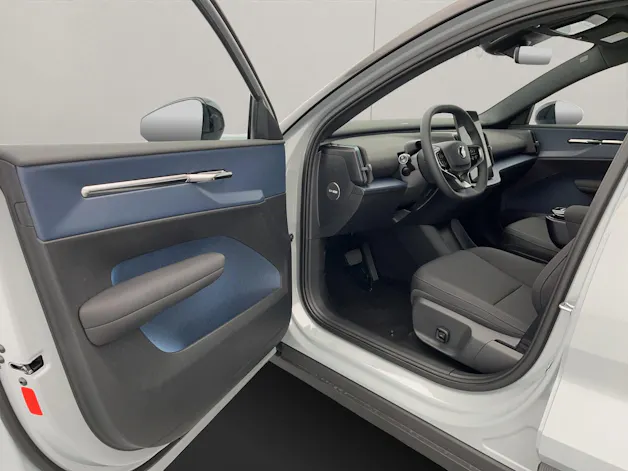VOLVO EX30 E60 Twin Ultra Performance AWD .