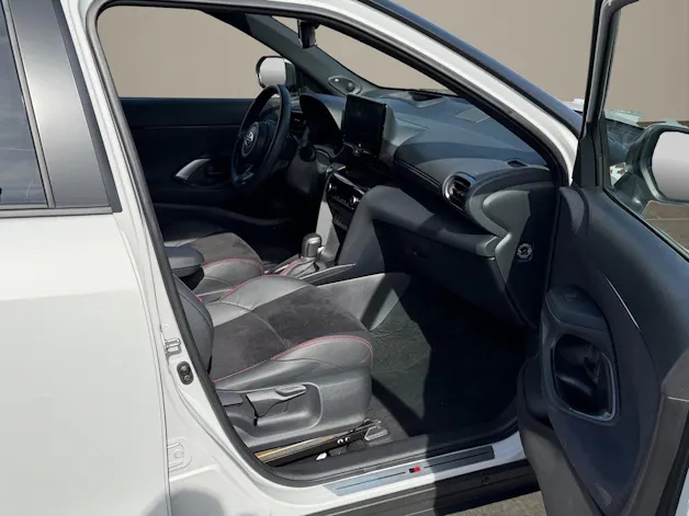 Toyota Yaris Cross 1.5 VVT-i HSD GR Sport