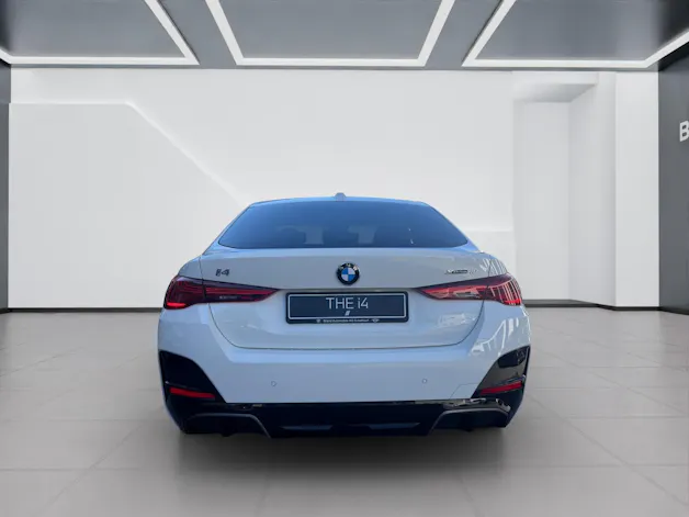 BMW i4 xDrive40