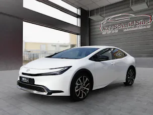 Toyota Prius 2.0 Plug-In-Hybrid Style