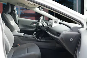 Toyota Prius 2.0 Plug-In-Hybrid Style