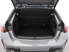 https://vehicle.imgix.net/4507865/49d0a249-302c-4d1d-b759-c14d8273fecf.jpg