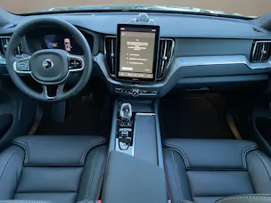 VOLVO XC60 2.0 B5 MH Black Edition AWD