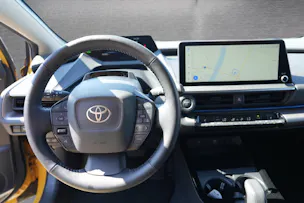 Toyota Prius 2.0 Plug-In-Hybrid Style