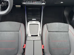 MERCEDES-BENZ GLA-Klasse H247 GLA 35 AMG 4matic