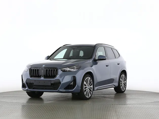 BMW X1 U11 23i xDrive paddles