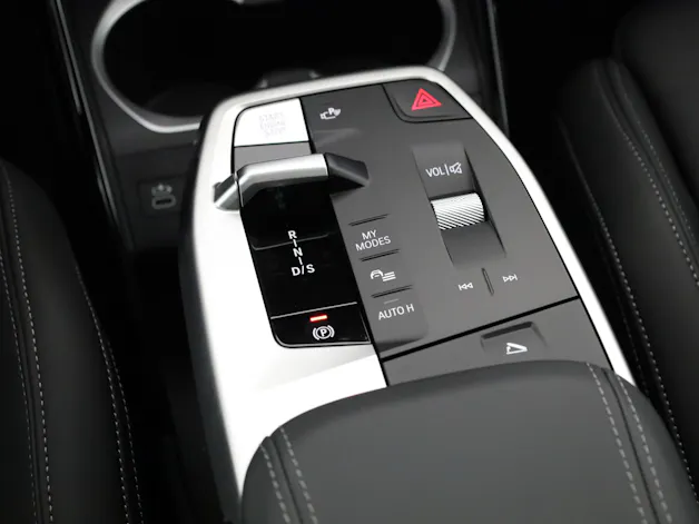 BMW X1 U11 23i xDrive paddles