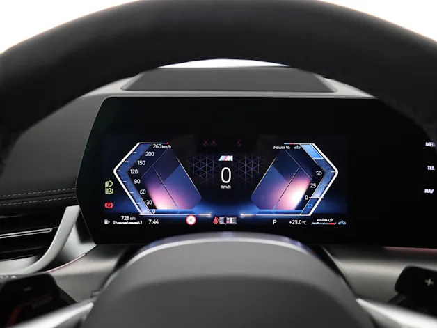 BMW X1 U11 23i xDrive paddles