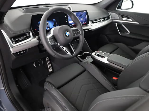 BMW X1 U11 23i xDrive paddles
