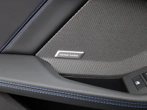 BMW X1 U11 23i xDrive paddles
