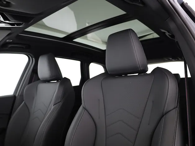 BMW X1 U11 23i xDrive paddles