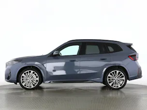 BMW X1 U11 23i xDrive paddles