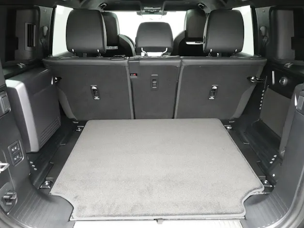Land Rover Defender 110 4.4 V8 Octa