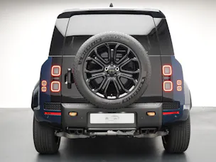 Land Rover Defender 110 4.4 V8 Octa