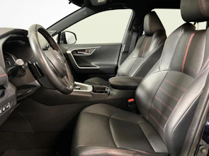 Fahrzeugbild TOYOTA RAV4 2.5 Plug-In-Hybrid Platinum
