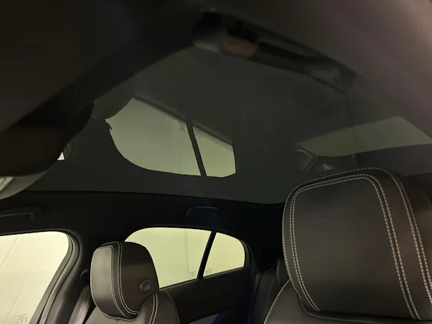 Jaguar I-Pace EV400 HSE AWD