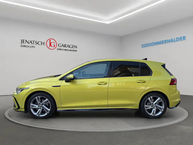 VW Golf VIII 1.5 eTSI R-Line DSG
