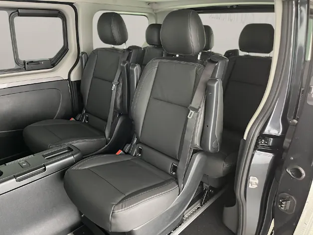 RENAULT Trafic Spaceclass 2.0 dCi Blue 170 Signature