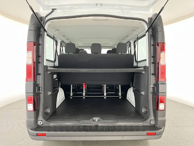 RENAULT Trafic Grand Passenger 2.0 dCi Blue 150 evolution