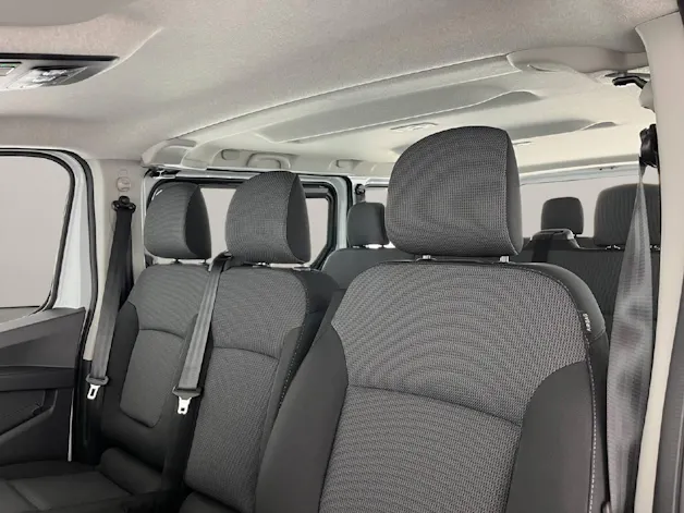 RENAULT Trafic Grand Passenger 2.0 dCi Blue 150 evolution