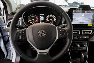 Suzuki S-Cross 1.4 T Piz Sulai Top Hybrid 4x4 inkl. Winterräder