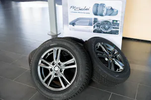 Suzuki S-Cross 1.4 T Piz Sulai Top Hybrid 4x4 inkl. Winterräder