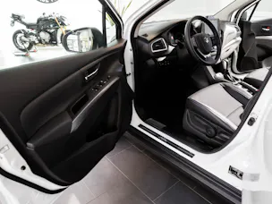 Suzuki S-Cross 1.4 T Piz Sulai Top Hybrid 4x4 inkl. Winterräder