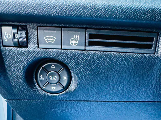 CITROEN NEW C4 1.2 Hybrid Millésime