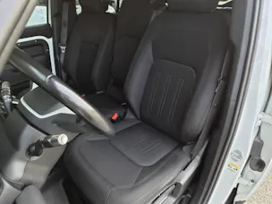 Land Rover Defender 110 2.0 SD4 200cv - crochet - 6 places