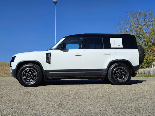Land Rover Defender 110 2.0 SD4 200cv - crochet - 6 places